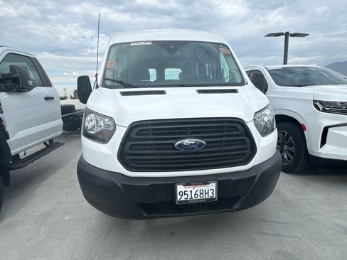 Used 2018 Ford Transit 150 130 Medium Roof RWD image 2