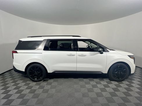 New 2027 Kia Carnival SX w/ Dark Edition Package FWD image 2