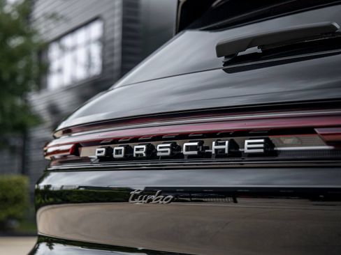 New 2025 Porsche Cayenne Turbo AWD/4WD image 14