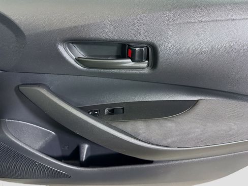 Used 2022 Toyota Corolla LE FWD image 30