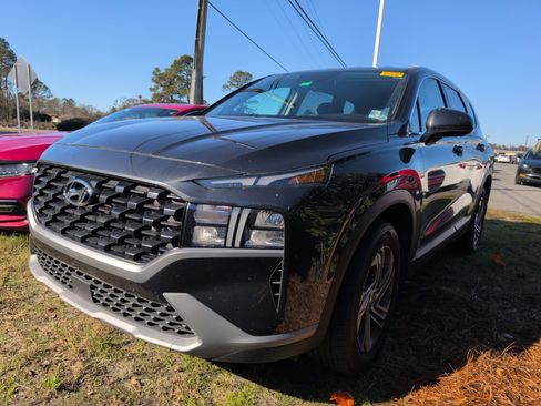 Used 2023 Hyundai Santa Fe SE image 5