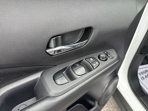 Certified 2024 Nissan Kicks SV image 20