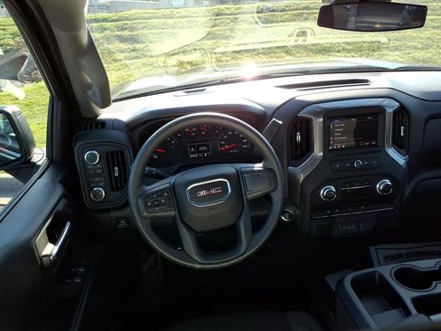 New 2026 GMC Sierra 1500 Pro image 8