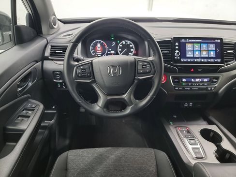 Certified 2024 Honda Ridgeline Sport image 16