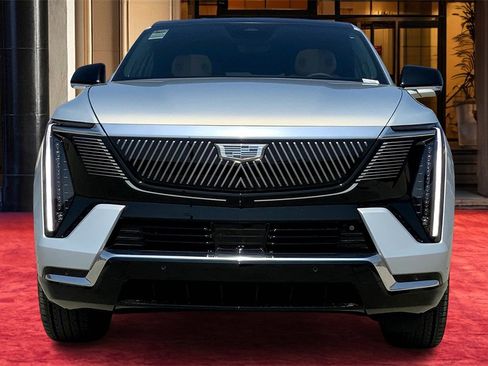 New 2025 Cadillac Escalade IQ Luxury 2 image 3