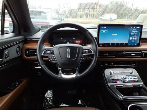 Certified 2023 Lincoln Nautilus Reserve w/ Equipment Group 201A image 14