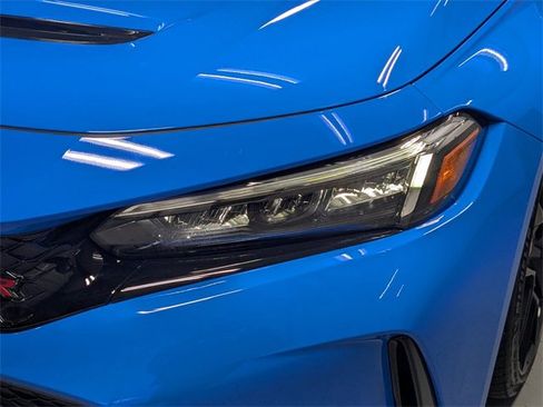 Used 2025 Honda Civic Type R image 23