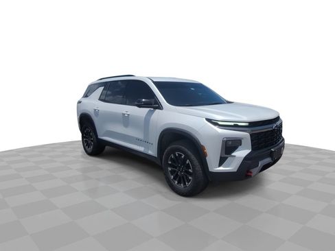 Certified 2024 Chevrolet Traverse Z71 AWD/4WD image 2