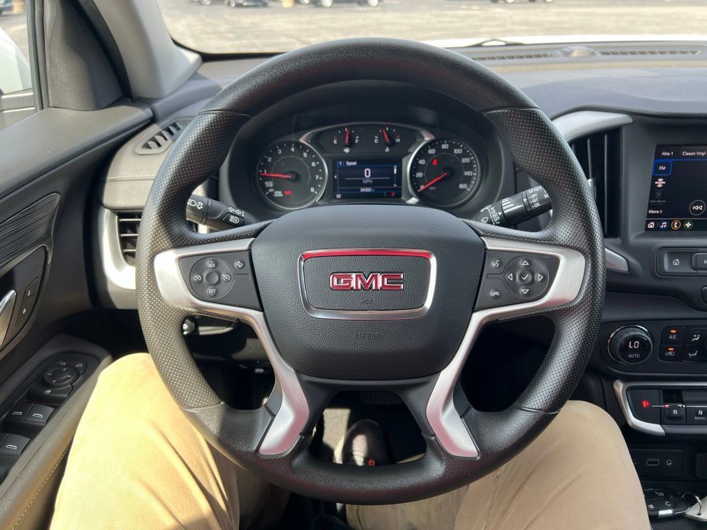 Used 2023 GMC Terrain SLE w/ Driver Convenience Package FWD image 14