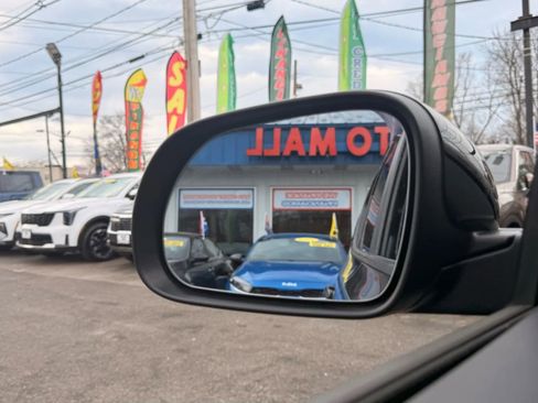 Used 2021 Kia Soul LX image 28