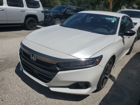Used 2022 Honda Accord Sport image 4