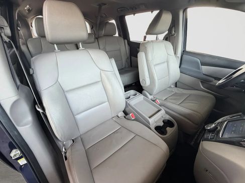 Used 2016 Honda Odyssey Touring Elite image 23