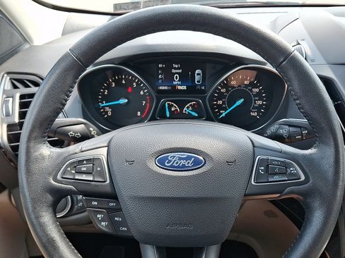 Used 2018 Ford Escape Titanium AWD/4WD image 23