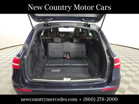 Certified 2017 Mercedes-Benz E 400 4MATIC Wagon image 7