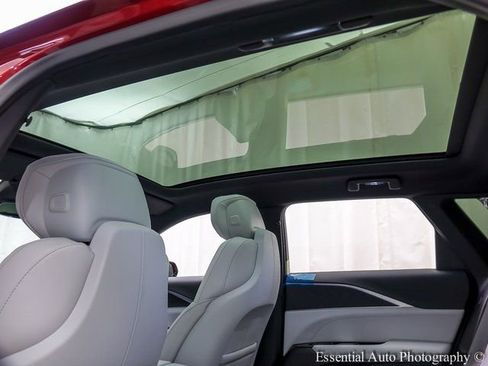 New 2025 Cadillac Lyriq Luxury w/ LPO, Floor Liner Package image 10