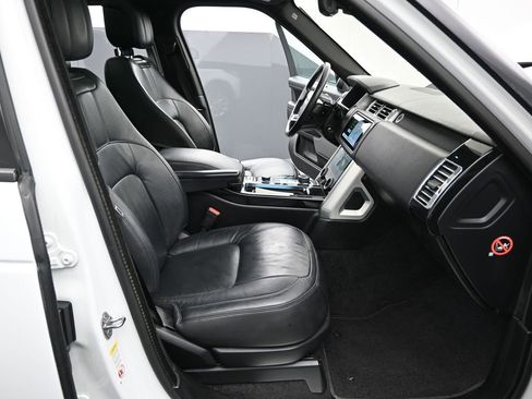 Used 2018 Land Rover Range Rover image 15