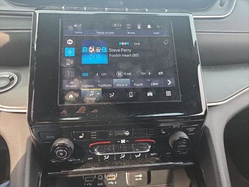 Certified 2023 Jeep Grand Cherokee L Laredo image 8