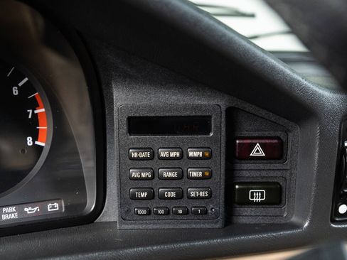 Used 1988 BMW M5 RWD image 42