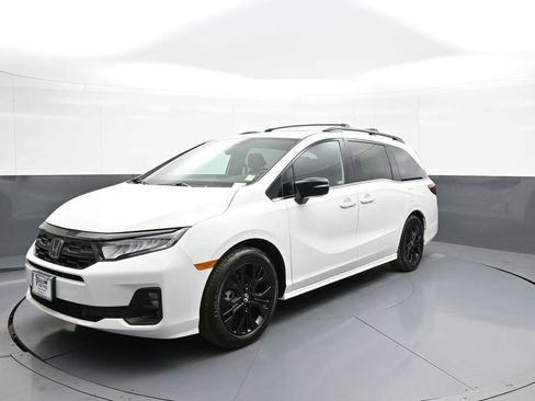 Certified 2025 Honda Odyssey Sport-L image 1