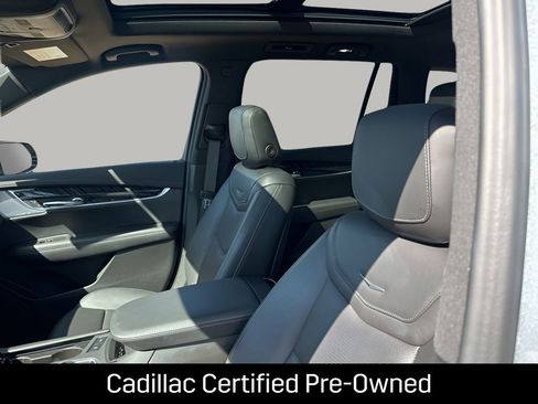 Certified 2023 Cadillac XT6 Premium Luxury w/ Technology Package AWD/4WD image 33