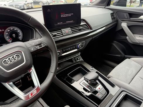 Used 2022 Audi SQ5 Premium Plus w/ Premium Plus Package AWD/4WD image 41