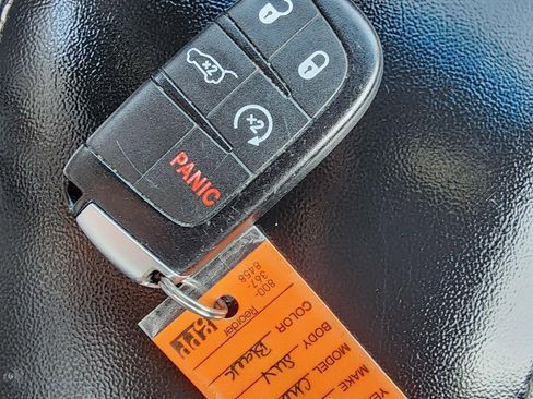 Used 2014 Jeep Grand Cherokee Limited image 29