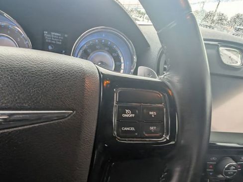 Used 2013 Chrysler 300 S AWD/4WD image 18