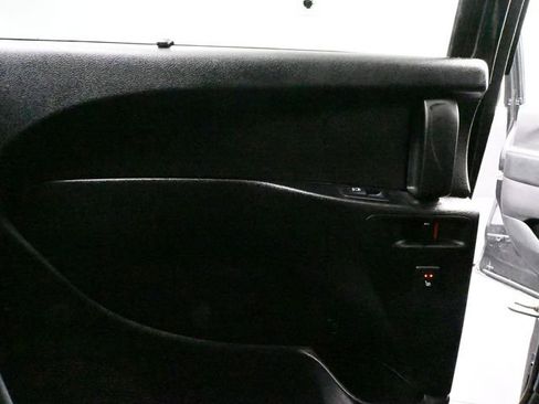 Used 2019 Chrysler Pacifica Touring-L Plus w/ Advanced Safetytec Group image 33