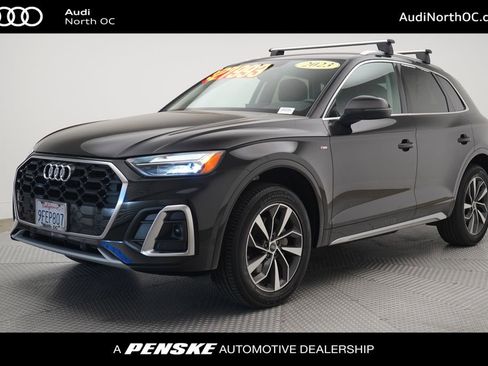 Used 2023 Audi Q5 2.0T Premium w/ Convenience Package image 1
