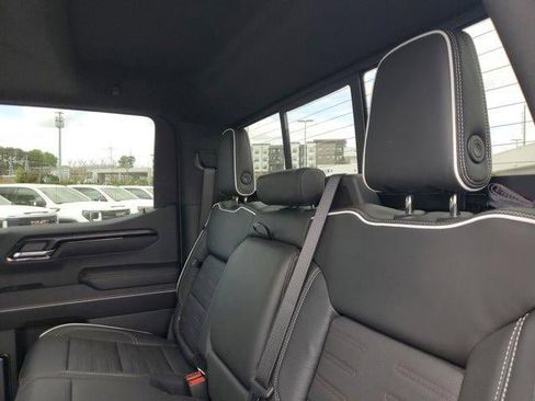 New 2026 GMC Sierra 1500 AT4X AWD/4WD image 11