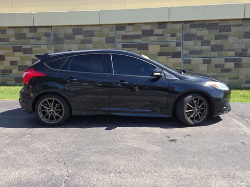 Used 2013 Ford Focus ST image 2