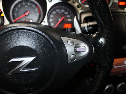 Used 2012 Nissan 370Z Coupe w/ Sport Pkg RWD image 18