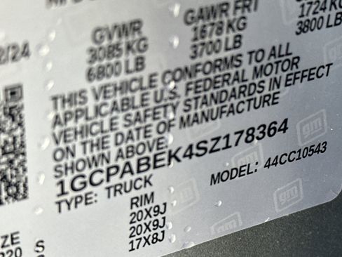 Certified 2025 Chevrolet Silverado 1500 Custom image 30