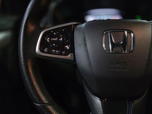 Used 2020 Honda CR-V LX image 18