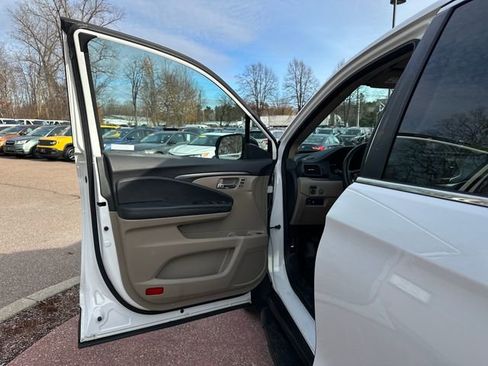 Used 2022 Honda Pilot EX-L image 12