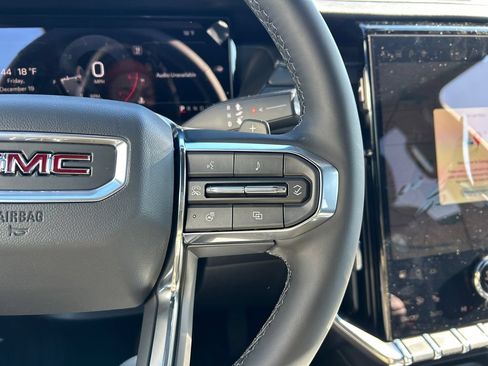 New 2026 GMC Acadia Elevation AWD/4WD image 23