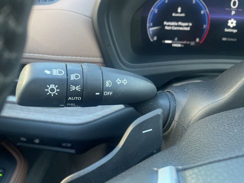 Used 2024 Toyota Grand Highlander AWD image 30