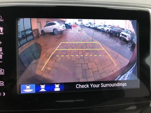 Used 2018 Honda Pilot EX image 16