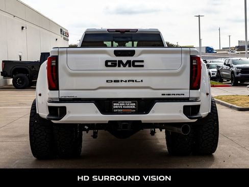 Used 2026 GMC Sierra 3500 Denali Ultimate image 8