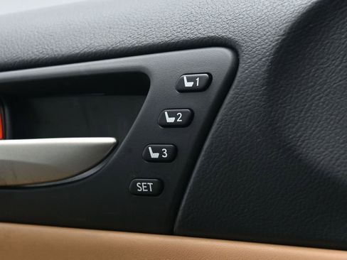 Used 2019 Lexus IS 300 AWD w/ Navigation Package image 35