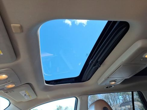 Used 2013 Buick Enclave Premium w/ Trailering Provision Package image 10