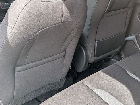 Used 2025 Chevrolet TrailBlazer LT FWD image 25