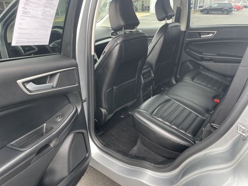 Used 2024 Ford Edge SEL w/ Convenience Package image 14