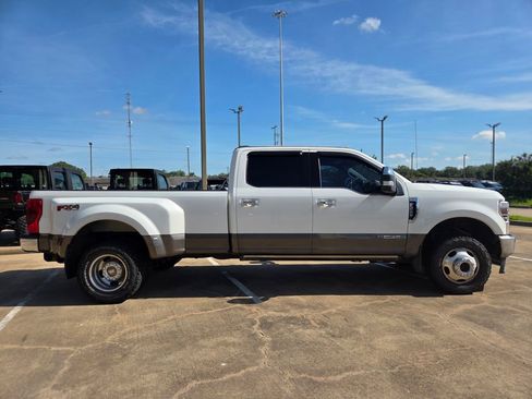 Used 2020 Ford F350 King Ranch w/ King Ranch Ultimate Package AWD/4WD image 5