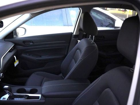 New 2025 Nissan Altima 2.5 S image 15