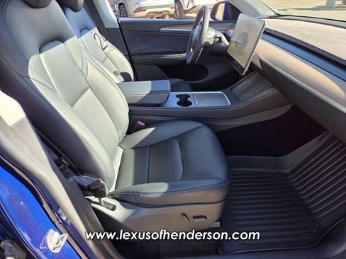 Used 2024 Tesla Model Y Long Range image 17