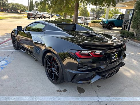 Used 2026 Chevrolet Corvette Z06 RWD image 7