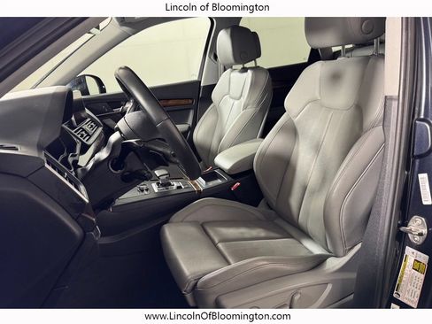 Used 2018 Audi Q5 2.0T Premium Plus w/ Premium Plus Package AWD/4WD image 13