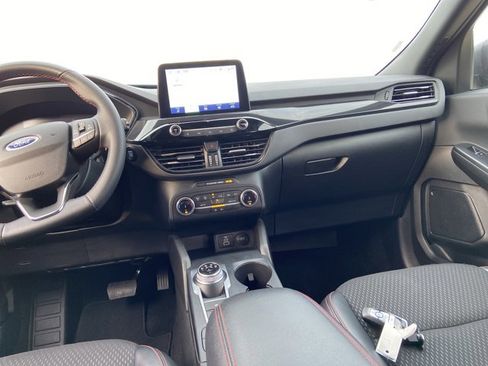 Used 2025 Ford Escape ST-Line image 14