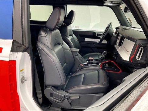 Used 2025 Ford Bronco Stroppe Edition image 6